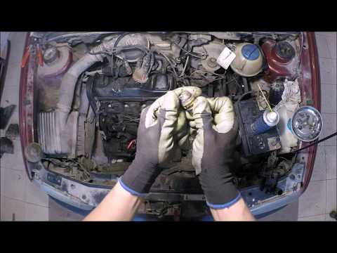 Видео: VW Vento - Замена радиатора отопителя