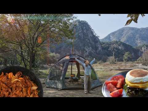 Видео: Идеальное исцеление у скалы 🌿｜Первый кемпинг с дровяной печью, соджу и острой свининой