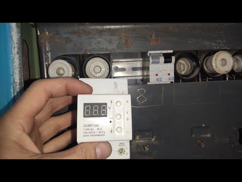 Видео: Пропал свет в квартире | Вышло из строя реле напряжения #zubr | Будни Электрика