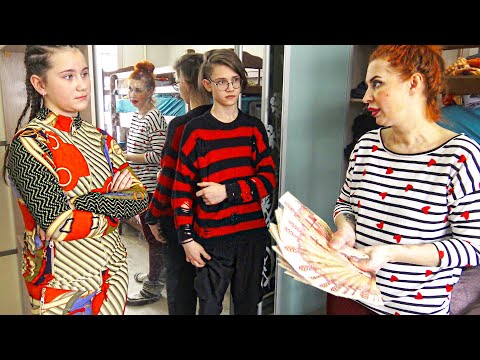 Видео: ГРИФЕРЫ ОБМАНУЛИ МАМУ НА 210 000 РУБЛЕЙ В РЕАЛЬНОЙ ЖИЗНИ ДЛЯ АДМИНКИ В МАЙНКРАФТ!