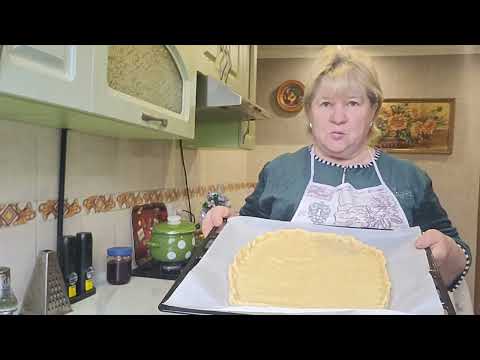 Видео: Пельмени с бульоном. Пирог к чаю.