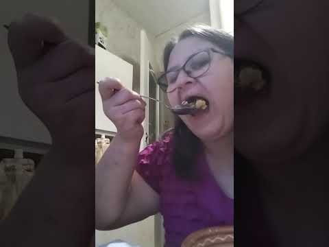 Видео: Мук-банг картошка с грибами с сырным соусом gourme