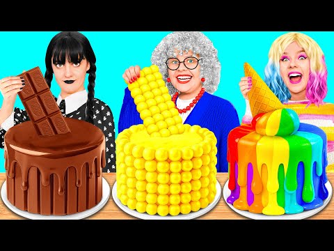 Видео: Кулинарный Челлендж: Уэнсдей Против Бабушки | Кулинарная Битва с Едой от RaPaPa Challenge