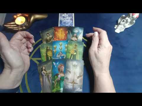 Видео: ⁉️🤔⚡ КАКОЙ МУЖЧИНА ДУМАЕТ О ВАС...???🙌🙋🌀👣🌐🙏🌹🌹🌹⁉️⁉️⁉️