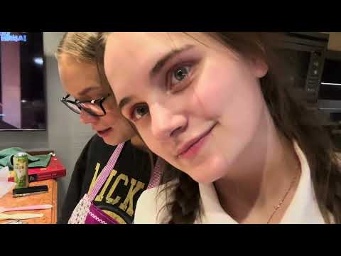 Видео: СИННАБОНЫ . РАЗВРАТНЫЙ ФУКСИ фартук, Посему так??? 