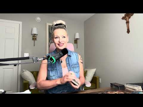 Видео: Дева в этой жизни, ты уничтожишь этого демона #таро #духовность #Дева #кармический #токсичный #ун...