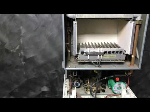 Видео: Разбираем Vitopend 100 WH1B 2009 года. Артикулы деталей. Часть 1.