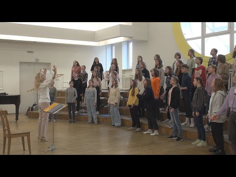 Видео: Мастер-класс Надежды Авериной и Детского хора "Весна" им. А.С. Пономарёва. Санкт-Петербург, 29.03.22