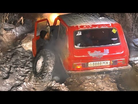 Видео: OFF ROAD Лёд который ломает всё Машины замёрзли в лесу Лютый оффроад