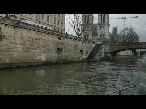 Видео: Корабль - ресторан, прогулка по Сене /Bateaux Parisiens/