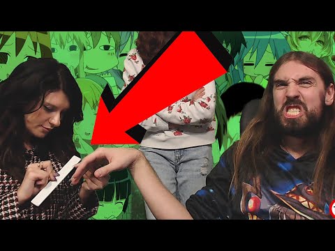 Видео: Пресли БИВА ИЗМЪЧВАН докато му ПРАВЯТ МАНИКЮР!