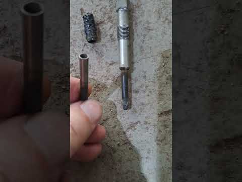 Видео: Hyunday santa-fe заломало свечу накала. broken glow plug.