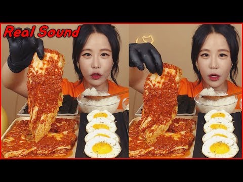 Видео: [Sub]/Real Sound/ Лучшие горячие кимчи в Корее./Mukbang eating show