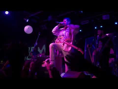 Видео: Noize MC - Face A La Mer (live Челябинск, 24.10.2017)