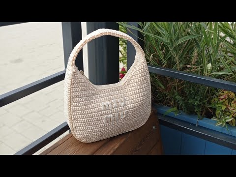 Видео: Часть 2 , вязаная сумка из рафии от бренда mio mio