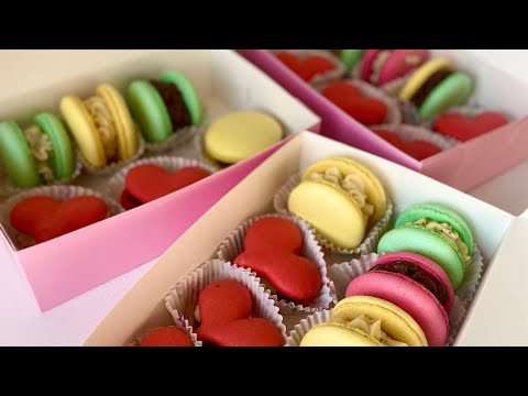Видео: Макаронс на французькій меренгі на живих білках. Macarons . Макарон- це легко