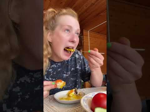Видео: Мукбаннг: Икра, картошечка, грибы.