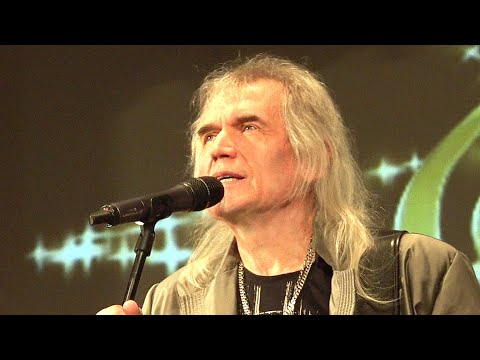 Видео: КТО ТЕБЕ СКАЗАЛ  (Вячеслав Добрынин - Леонид Дербенёв, 1969 г.)  ВИА "Лейся, Песня!"