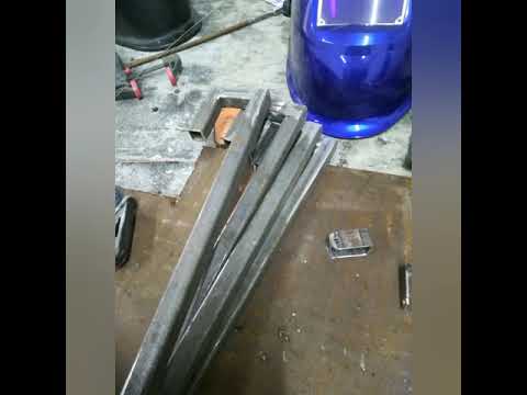 Видео: Размотчик для труб.