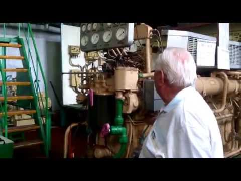 Видео: Пуск судового двигателя 64Н18/22