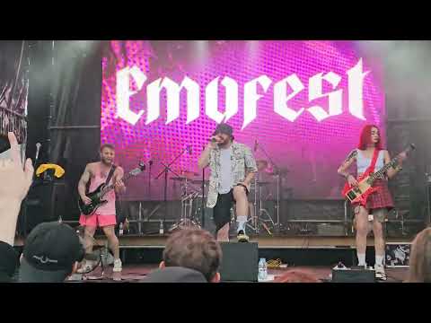 Видео: RASHAMBA – ОТПУСКАЮ (МАКSИМ COVER) | LIVE @ EMOFEST SPB 2025 | 4K