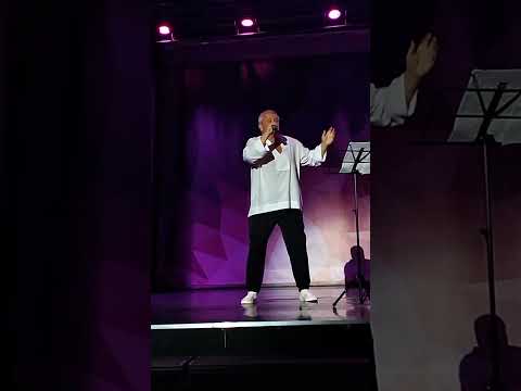 Видео: Олег Захаревич,,Любовь твоя,как лето,неизбежна" Санкт-Петербург на концерте в г.Плавск- 11.10.2025г.