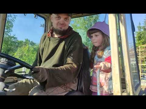 Видео: гараж мечты 2.0: бетонирую въезд под углом, привязываю каркас к плите