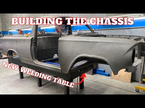 Видео: Сборка EH Holden с двигателем Nissan RB26 | Установка нового шасси