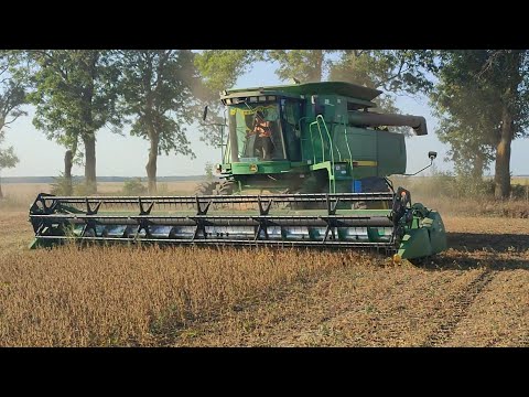 Видео: Сезон розпочато молотимо сою. John Deere 9750 STS🐉👍💪 