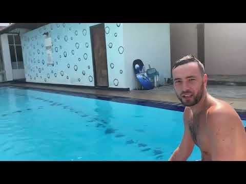 Видео: Hotel Ocean View Cottage 3* в Хиккадуве 2023