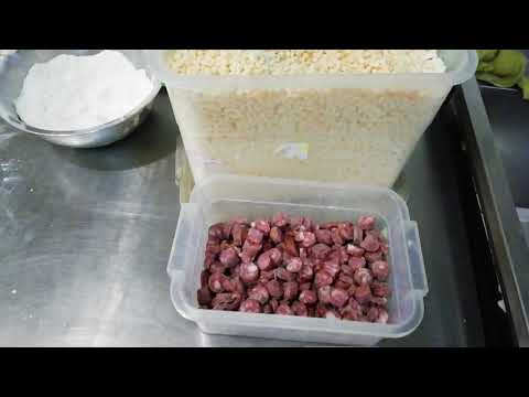 Видео: Приготовление пиццы на сетке 30 см