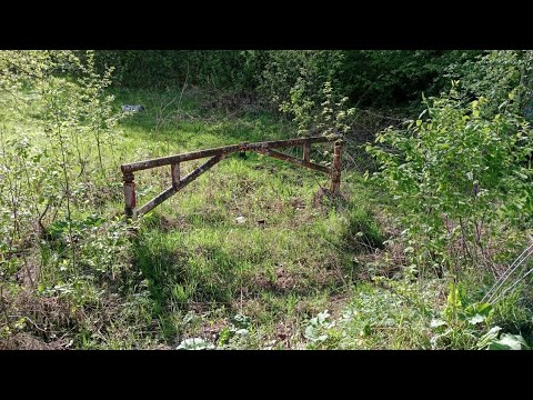 Видео: По следам секретной воинской части. Загадочные бункеры в лесу