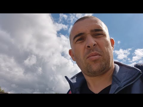 Видео: Пішов на місцевий ринок  а там людей як у вулику.