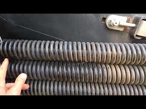 Видео: Натяжка пружин наклонной камеры комбайнов Дон,Вектор, Акрос 530-585.