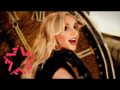 Видео: Кристина Орбакайте - Московская осень