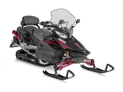 Видео: Ямаха Вентура ТФ. Yamaha Venture RS TF, замена масел и свечей