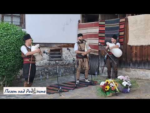 Видео: "Костадинице нивесто" и "Походяй сино льо лефтера" - изп. Троица братя