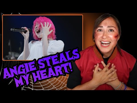 Видео: Флейтист встречает ещё одного латиноамериканца! 💖|Gacharic Spin, Lonely Mart