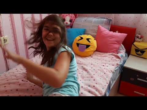 Видео: ЛЯТНА ОБИКОЛКА НА МОЯТА СТАЯ.ROOM TOUR