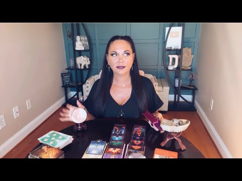 Видео: СТРЕЛЕЦ | Вас обманывают? 🔮 | Гадание на картах Таро для Стрельца.