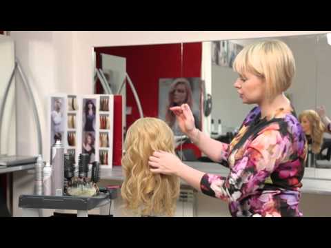 Видео: Вечерняя прическа для средних или длинных волос