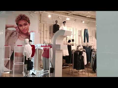 Видео: Небольшой обзор ТРЦ Планета г. Уфа