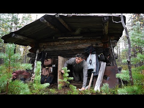 Видео: В ИЗБУШКЕ МОЖНО ЖИТЬ. КРУПНЫЙ ОКУНЬ. ХАРИУС НА ТАЕЖНОЙ РЕЧКЕ. РЫБАЛКА.СПЛАВ.