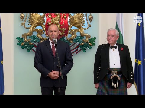 Видео: Румен Радев: Историята на спасяването на българските медици в Либия ще остане завинаги в летописите