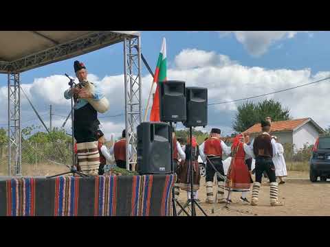 Видео: Коледари от Еркеч