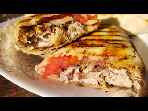 Видео: Шаурма по турецки со скумбрией.Так вкусно, что можно проглотить язык.