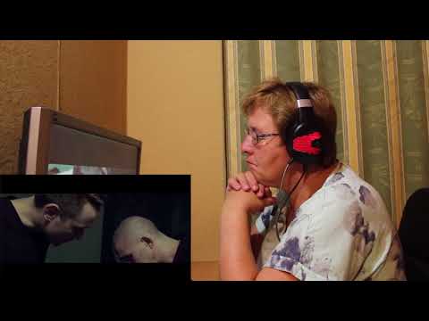 Видео: РЕАКЦИЯ МАМЫ НА [Dza-Dze - Их было трое]