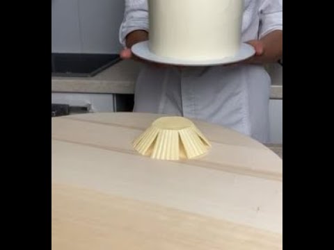 Видео: МК 🎂 Часть 2 👩🏻‍🍳 Выравнивание Торта Кремом  от @savkina_ek 🎂 Leveling the Cake with Cream
