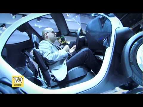 Видео: Renault Twizy. Два человека и одна батарейка