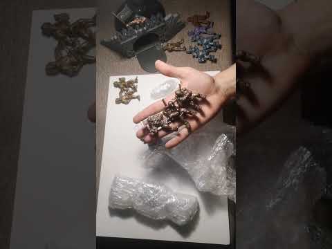 Видео: Анбокс солдатиков Битвы Fantasy от Технолог